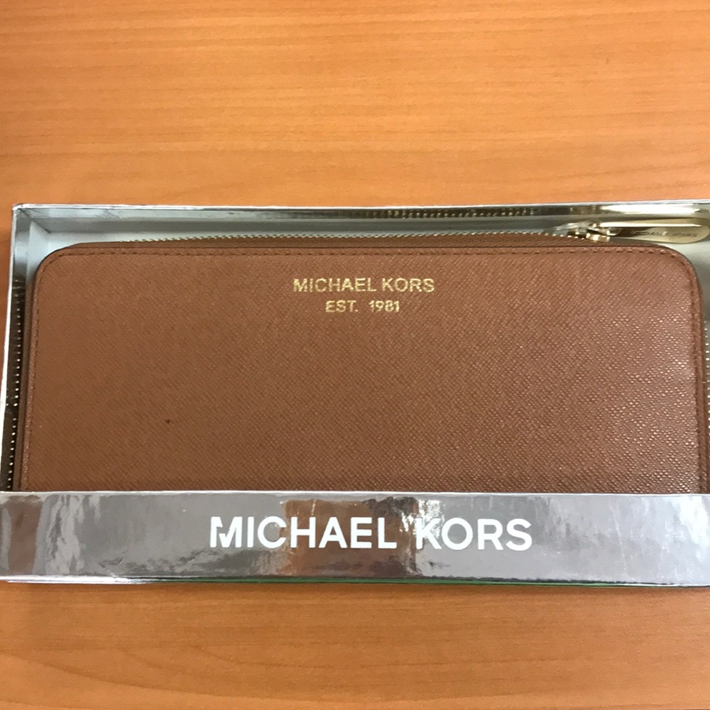 Michael Kors Wallet Brown